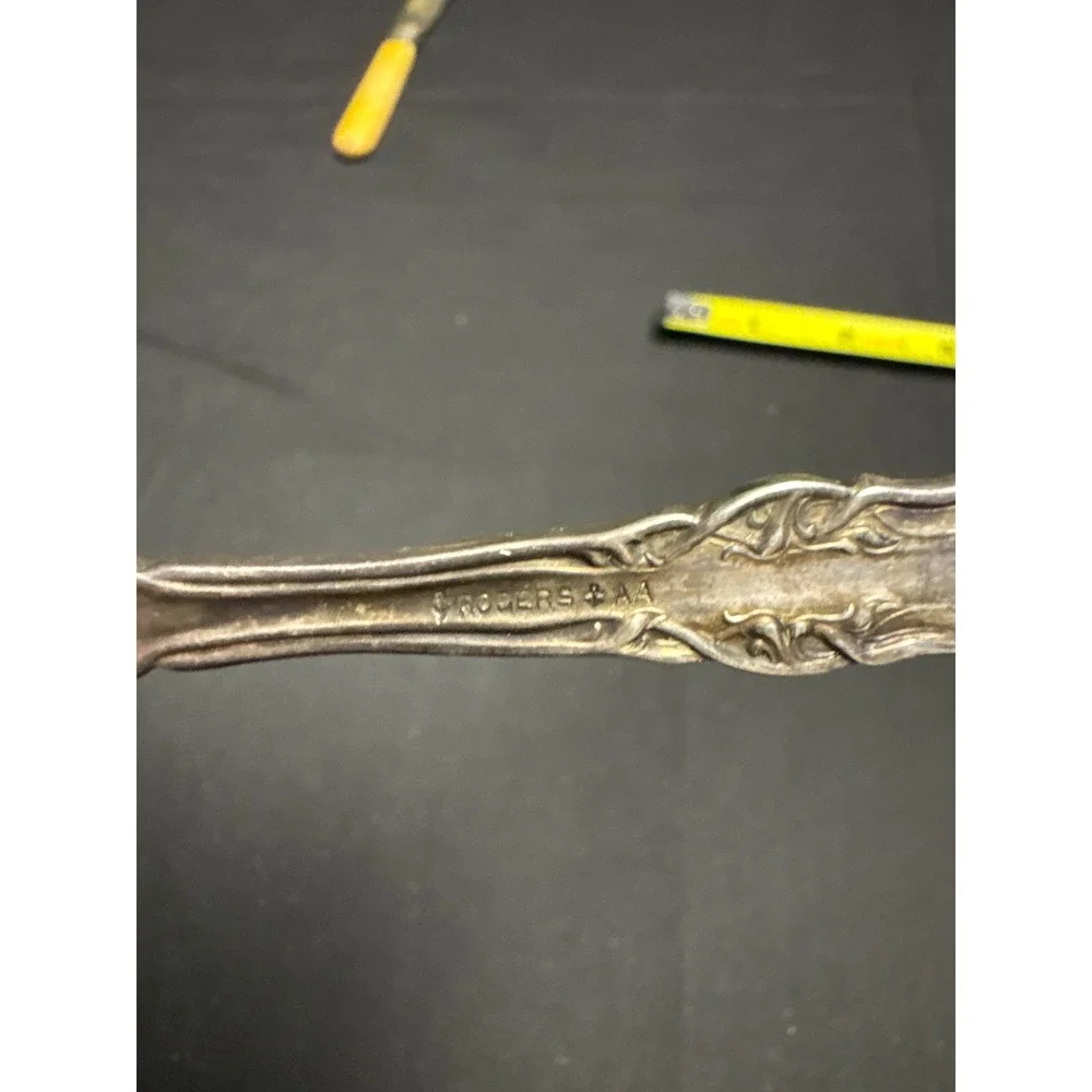 Vintage Rogers & AA Silver Plate Butter Spreader Ornate Floral Scroll 6.25in